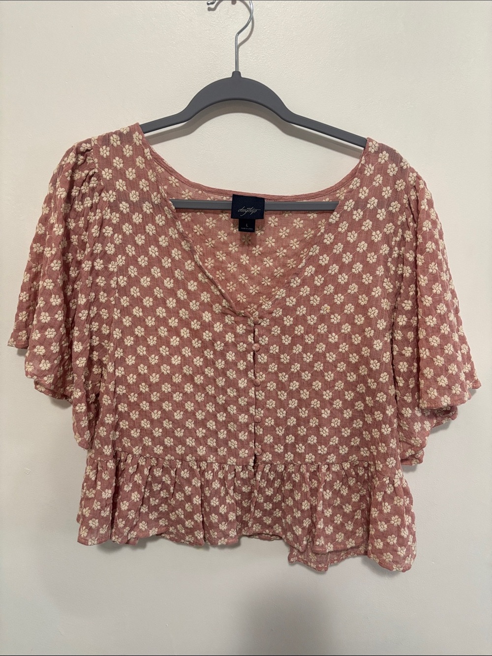 Daytrip Buckle Dusty Pink Floral Embroidered Peplum Top V-Neck Flutter Sleeve L